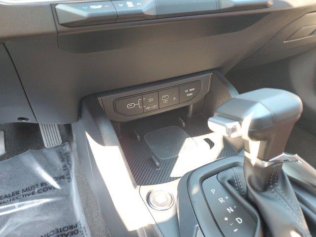 Photo of 2025 Aurora Black Pearl Kia K4