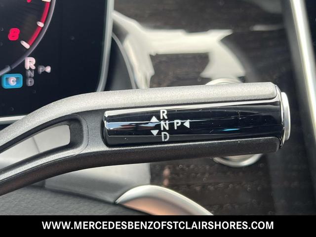 Photo of 2025 White Mercedes-Benz GLC 300