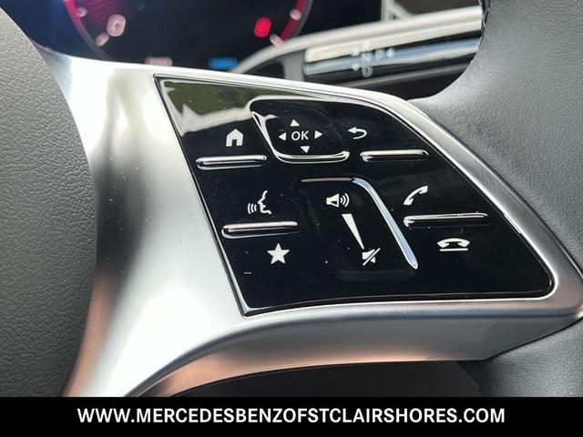 Photo of 2025 White Mercedes-Benz GLC 300