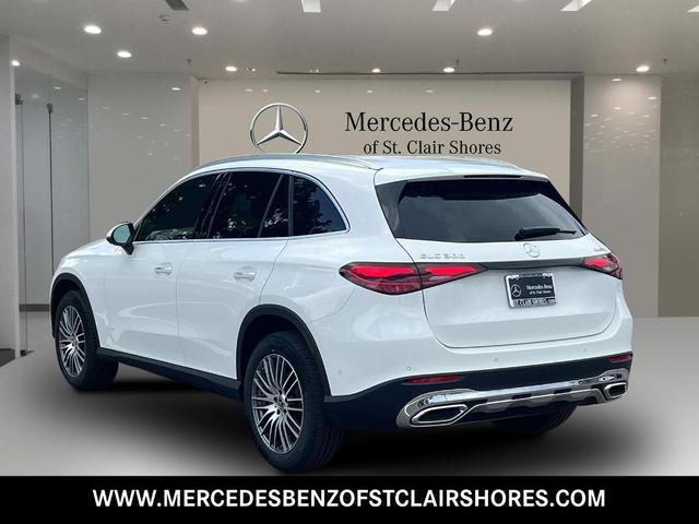 Photo of 2025 White Mercedes-Benz GLC 300