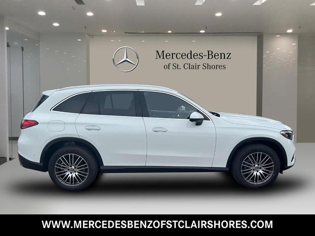 Photo of 2025 White Mercedes-Benz GLC 300