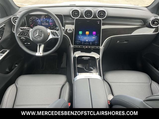 Photo of 2025 White Mercedes-Benz GLC 300