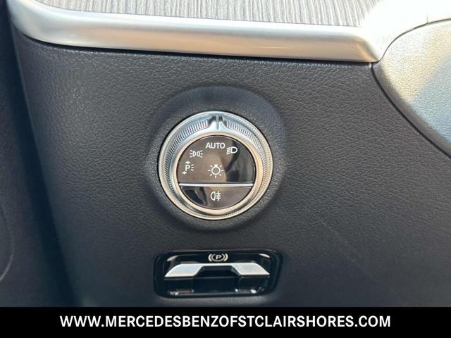 Photo of 2024 Black Mercedes-Benz C-Class