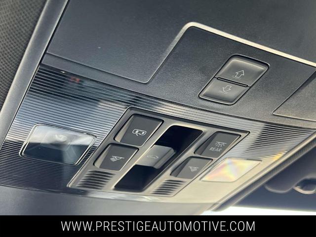 Photo of 2023 Deep Black Pearl Effect Volkswagen Tiguan