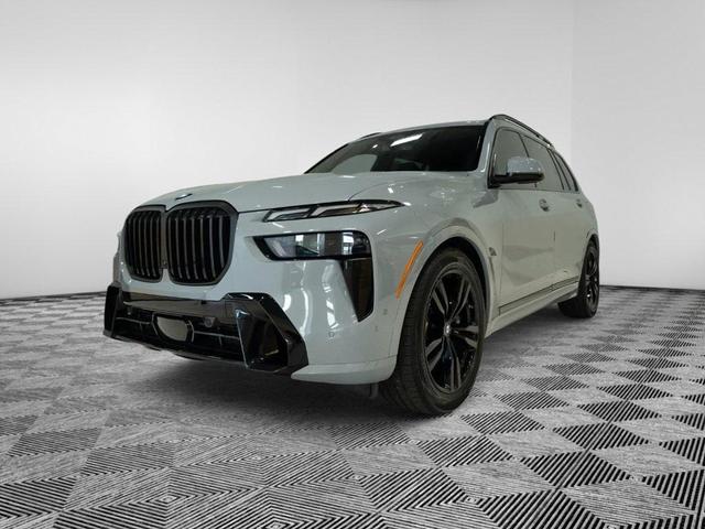2025 BMW X7