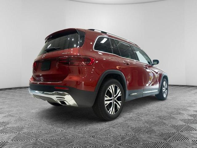 Photo of 2025 MANUFAKTUR Patagonia Red Metallic Mercedes-Benz GLB 250