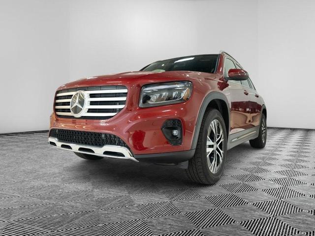 Photo of 2025 MANUFAKTUR Patagonia Red Metallic Mercedes-Benz GLB 250