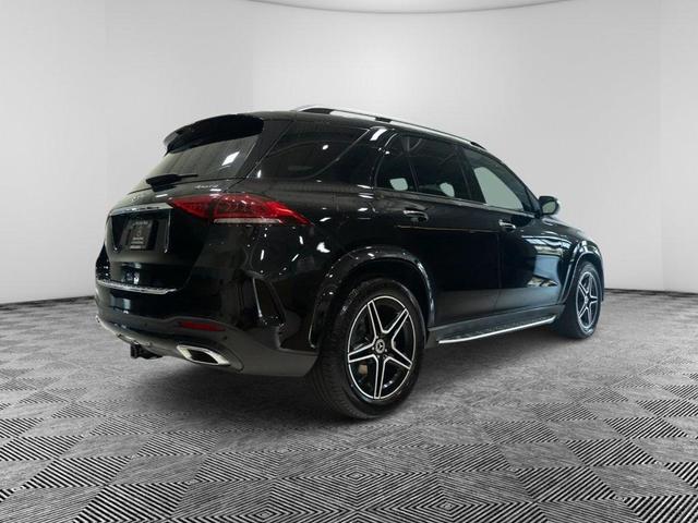 Photo of 2022 Black Mercedes-Benz GLE 350