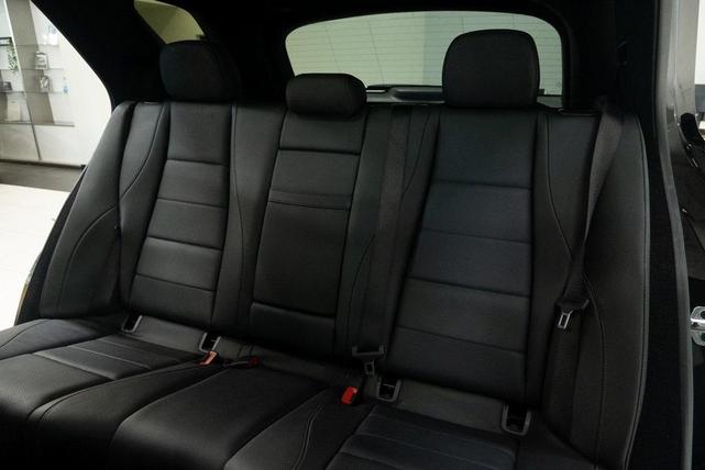 Photo of 2022 Black Mercedes-Benz GLE 350