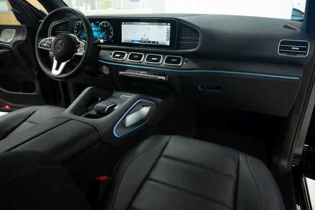 Photo of 2022 Black Mercedes-Benz GLE 350