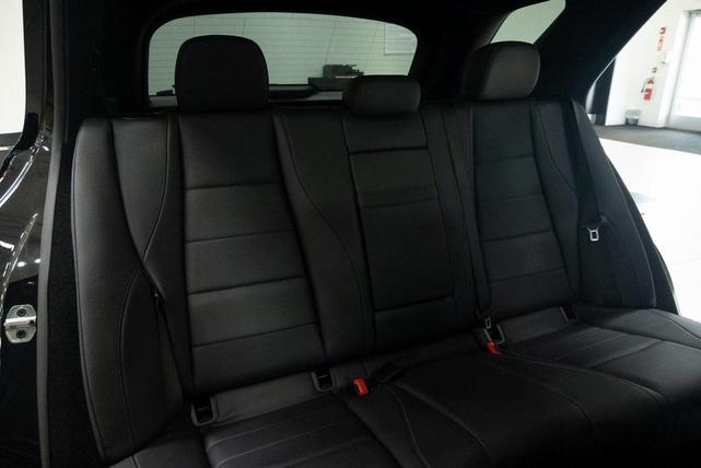 Photo of 2022 Black Mercedes-Benz GLE 350