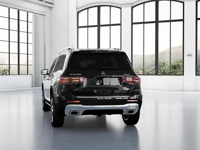 Photo of 2025  Mercedes-Benz GLB 250