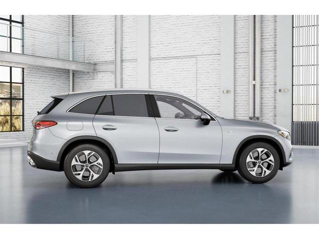 Photo of 2025 Mercedes-Benz GLC 350e