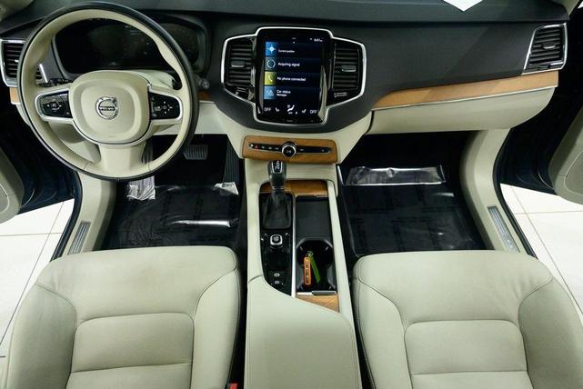 Photo of 2022 Denim Blue Metallic Volvo XC90