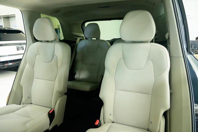 Photo of 2022 Denim Blue Metallic Volvo XC90