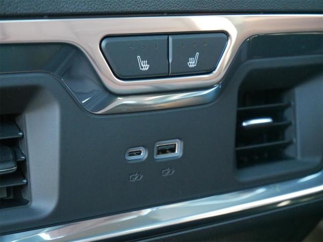 Photo of 2025 Onyx Black GMC Sierra 3500