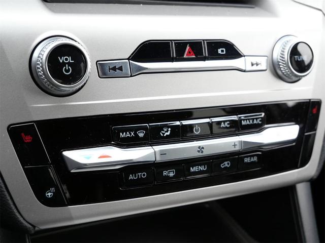 Photo of 2022 Agate Black Metallic Ford Explorer