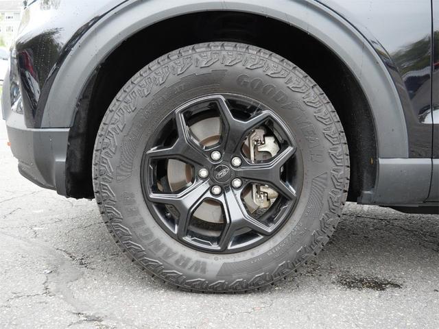 Photo of 2022 Agate Black Metallic Ford Explorer