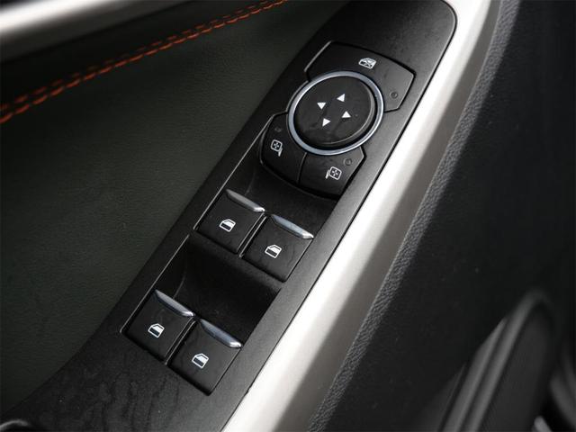Photo of 2022 Agate Black Metallic Ford Explorer