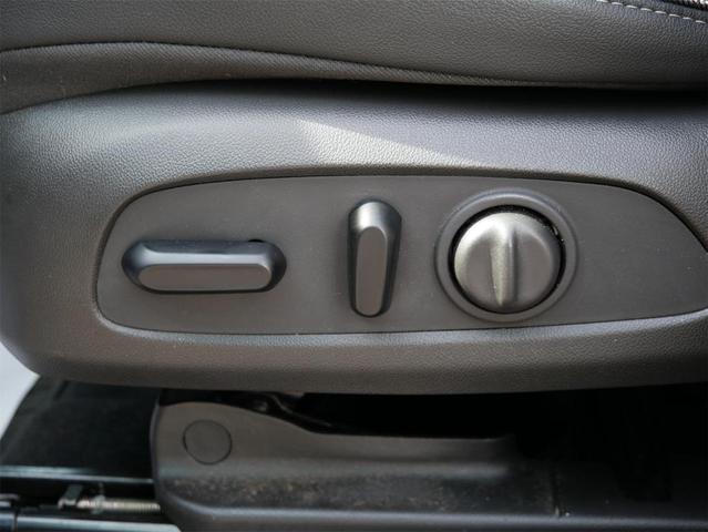 Photo of 2022 Summit White Buick Encore GX