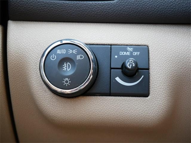 Photo of 2011 White Diamond Tri-Coat Buick Enclave