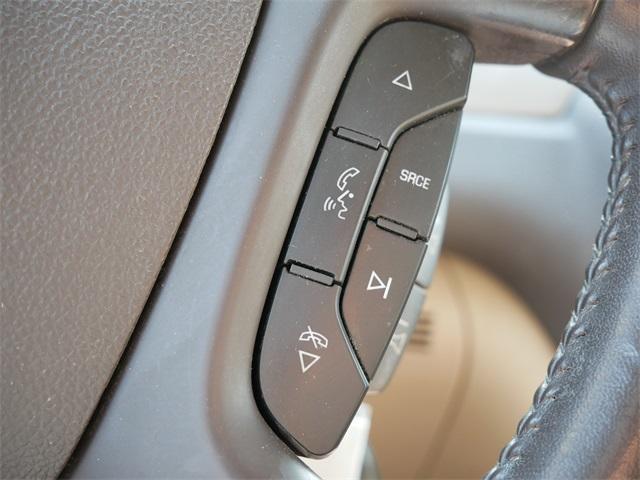 Photo of 2011 White Diamond Tri-Coat Buick Enclave
