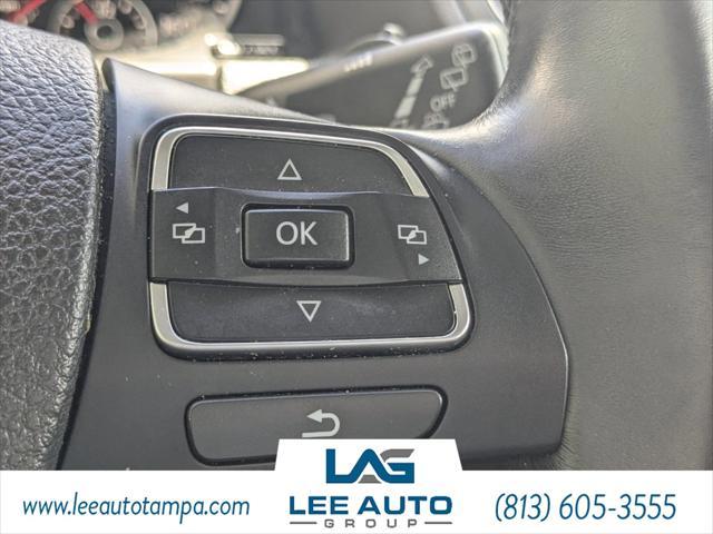 Photo of 2016 Pure White Volkswagen Tiguan