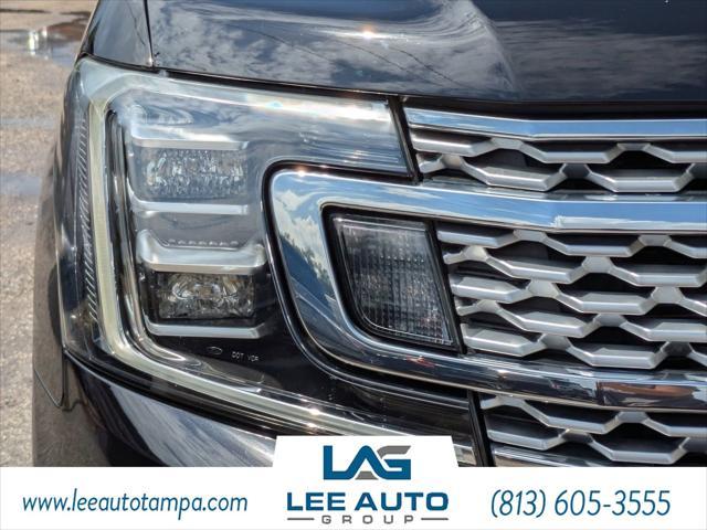 Photo of 2020 Agate Black Ford Expedition