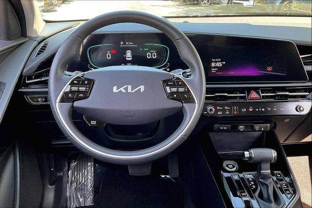 Photo of 2023 Aurora Black Pearl Kia Niro