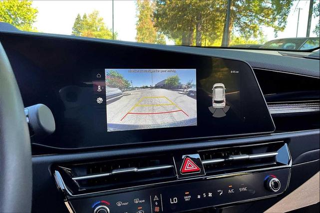 Photo of 2023 Aurora Black Pearl Kia Niro