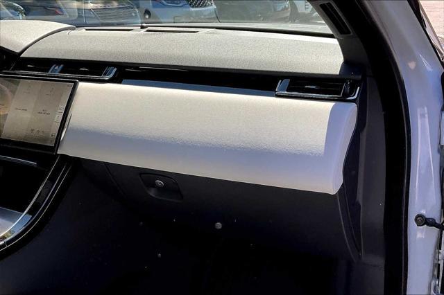 Photo of 2026 ARROIOS GREY Land Rover Range Rover Velar