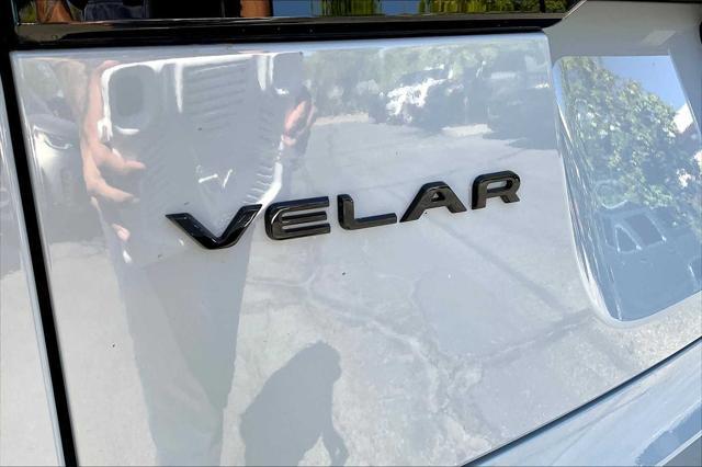 Photo of 2026 ARROIOS GREY Land Rover Range Rover Velar