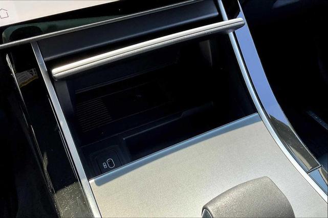 Photo of 2026 Fuji White Land Rover Range Rover Velar