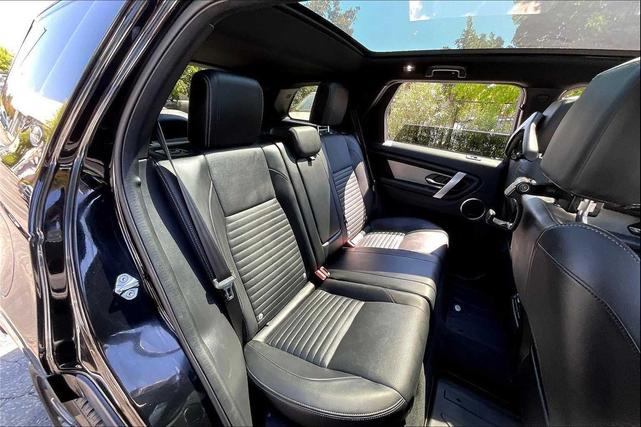 Photo of 2024 Santorini Black Metallic Land Rover Discovery Sport