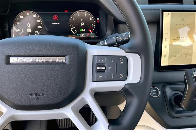 Photo of 2025 Fuji White Land Rover Defender