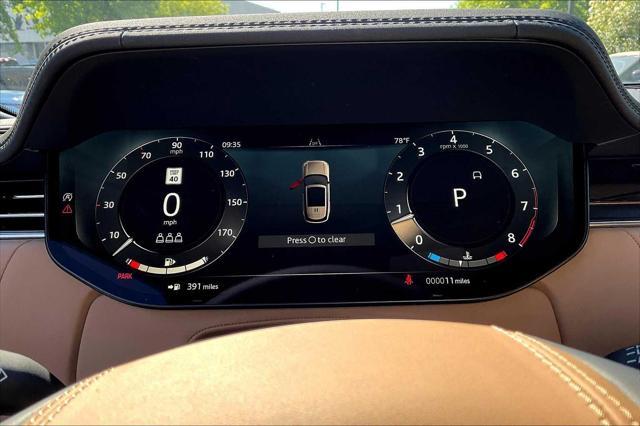 Photo of 2025 VARESINE BLUE Land Rover Range Rover