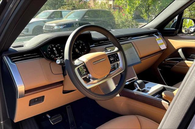 Photo of 2025 VARESINE BLUE Land Rover Range Rover