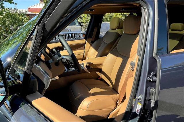 Photo of 2025 VARESINE BLUE Land Rover Range Rover