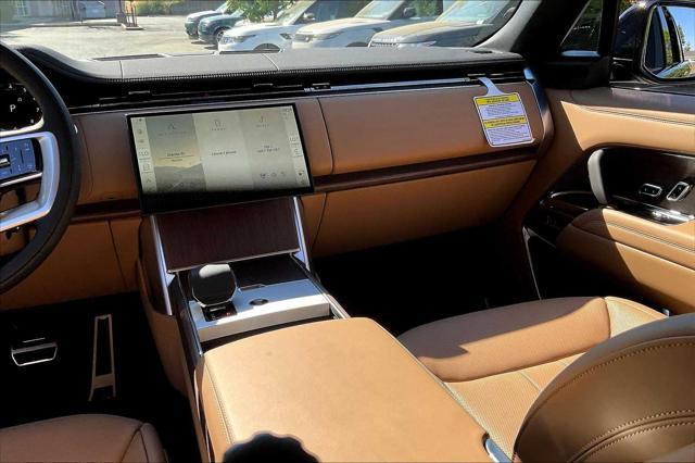 Photo of 2025 VARESINE BLUE Land Rover Range Rover