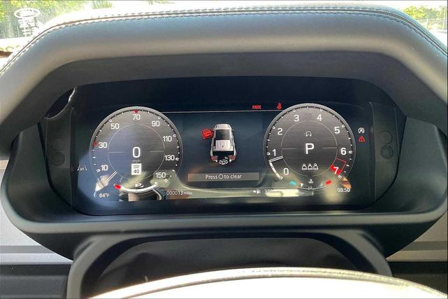 Photo of 2025 Fuji White Land Rover Defender
