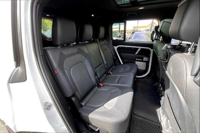 Photo of 2024 Fuji White Land Rover Defender