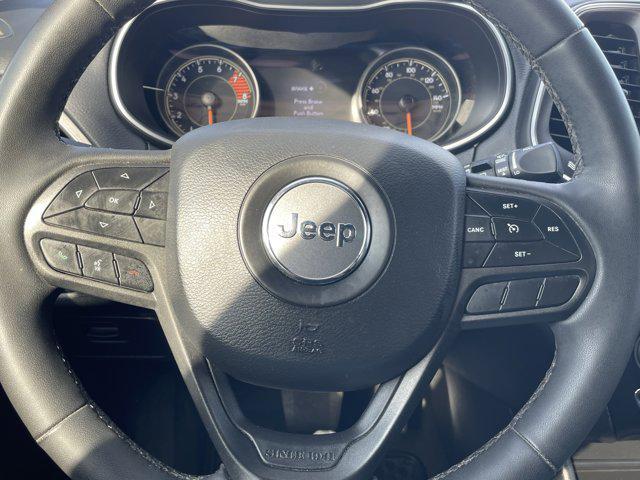 Photo of 2022 Diamond Black Crystal Pearlcoat Jeep Cherokee