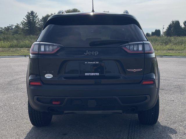 Photo of 2022 Diamond Black Crystal Pearlcoat Jeep Cherokee