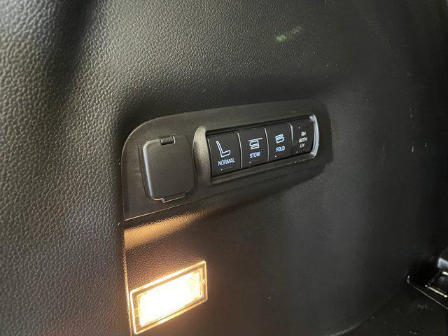 Photo of 2016 Shadow Black Ford Explorer