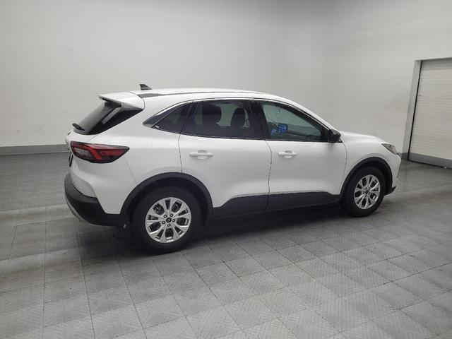 Photo of 2024 Oxford White Ford Escape