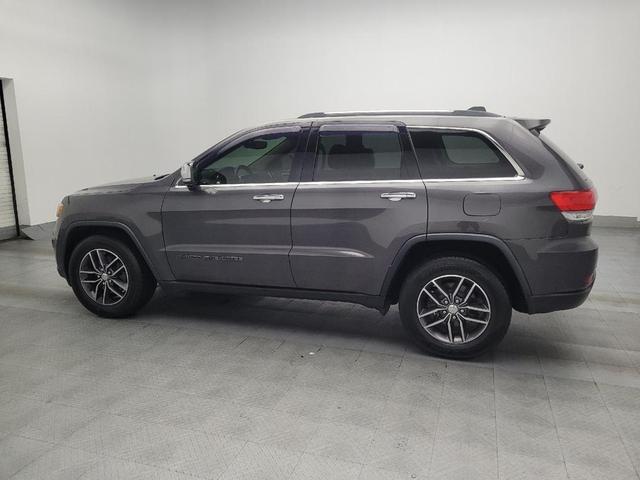 Photo of 2017 Granite Crystal Metallic Clearcoat Jeep Grand Cherokee