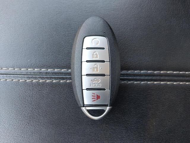 Photo of 2020 Super Black Nissan Altima