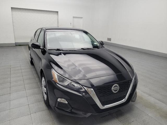 Photo of 2020 Super Black Nissan Altima