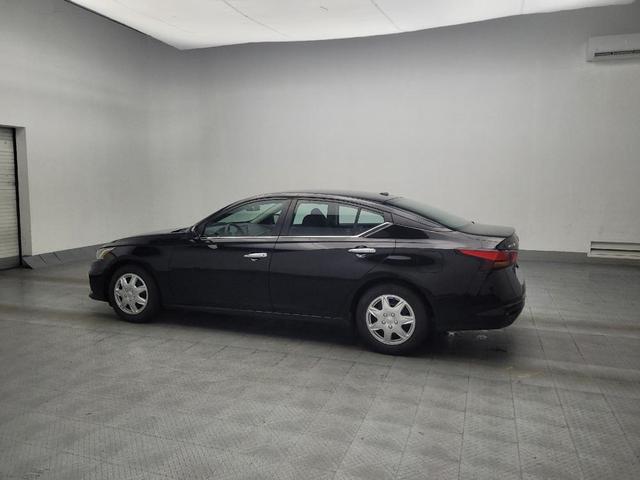 Photo of 2020 Super Black Nissan Altima