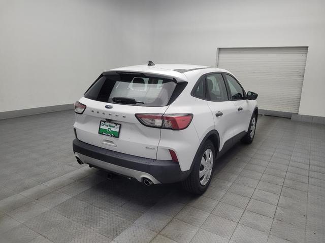 Photo of 2020 Oxford White Ford Escape